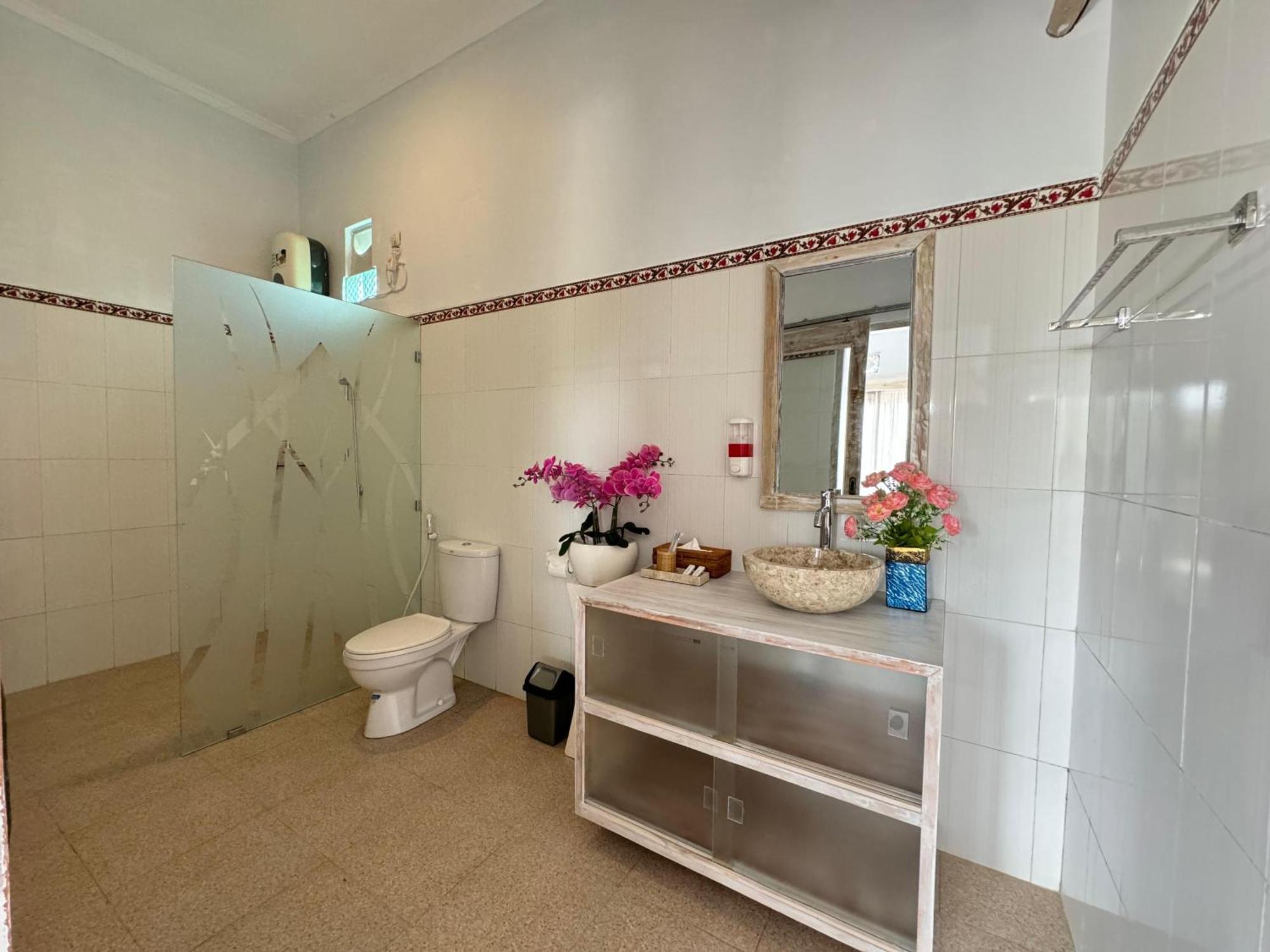 Kaylas Hill Resort Batununggul エクステリア 写真