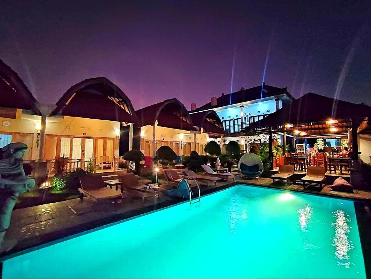 Kaylas Hill Resort Batununggul エクステリア 写真