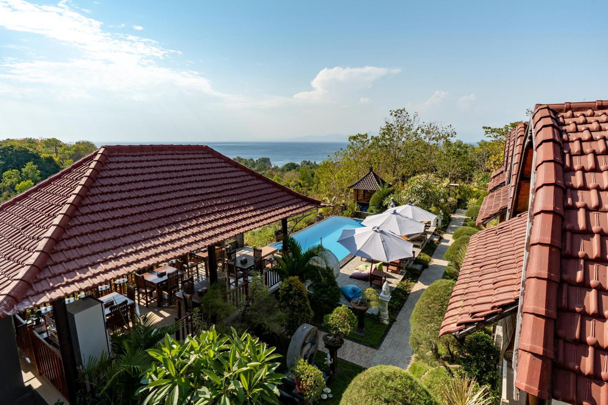 Kaylas Hill Resort Batununggul エクステリア 写真