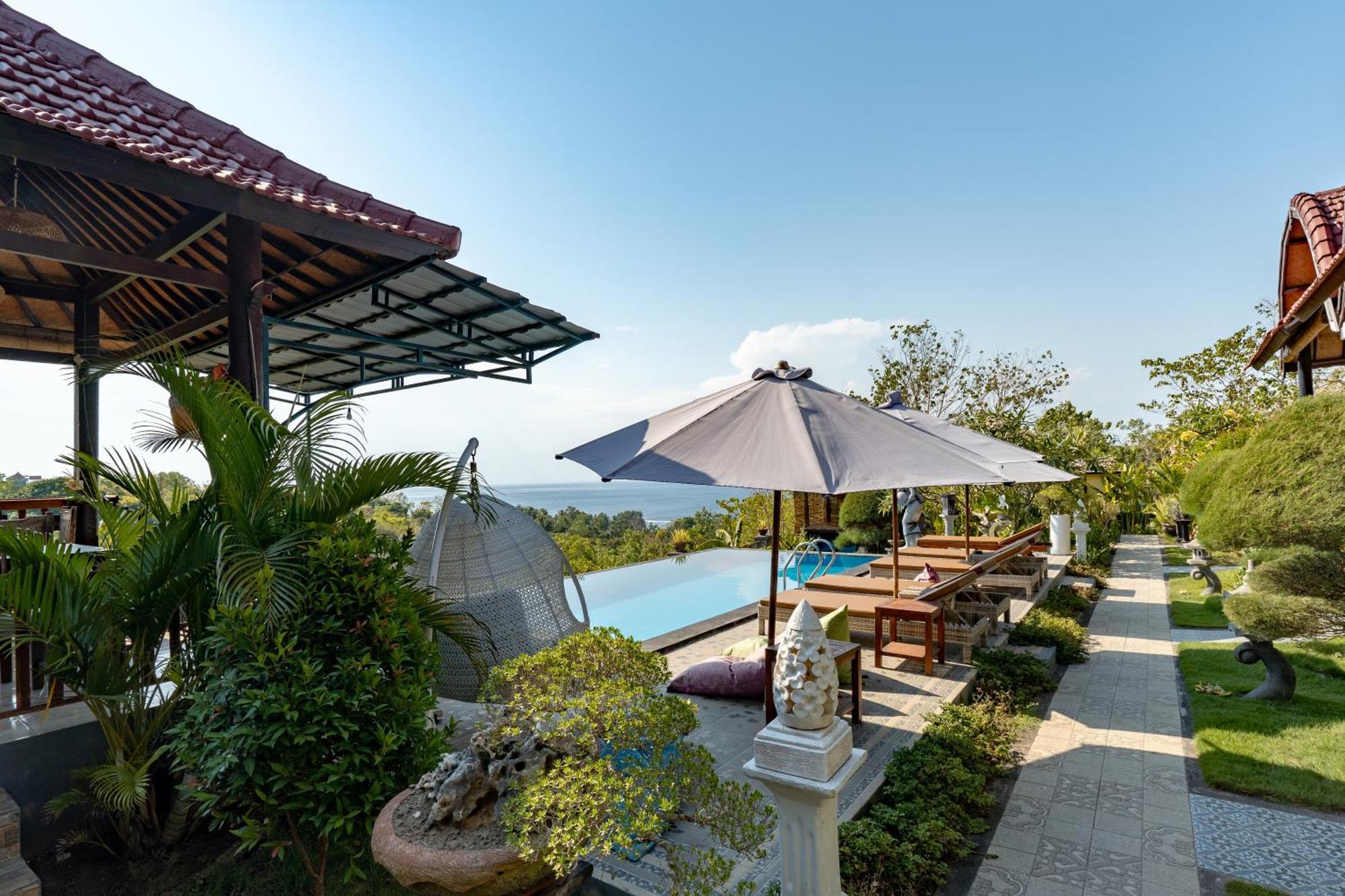 Kaylas Hill Resort Batununggul エクステリア 写真