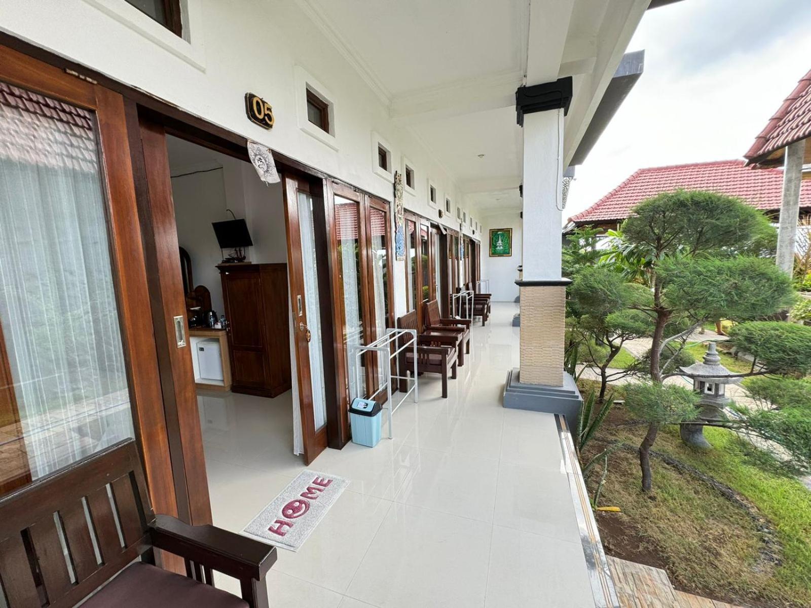 Kaylas Hill Resort Batununggul エクステリア 写真